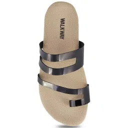 Walkway Women's Black Toe Ring Sandals image 3
