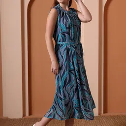 YASH GALLERY Print Georgette A-Line Midi Dress image 3