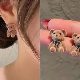 COLOUR OUR DREAMS Korean Teaddy Bear Shaped Studs image 4