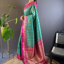 ELITE WEAVES Floral Woven Design Zari Banarasi Saree image 3