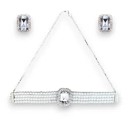 AccessHer Women Gold-Plated Brass Artificial Stones Necklace image 1