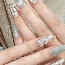 StyleCast x Revolte 10Pcs Artificial Reusable Nail Extension image 3