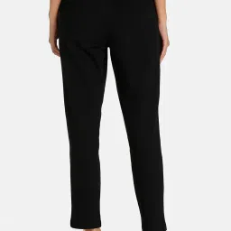 Puma Wmn Graphic Knit Regular Fit Pants image 2