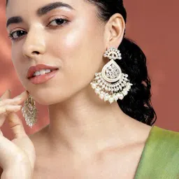 Peora Traditional White Gold-Plated Kundan & Beads Drop Earring-image-43