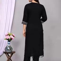 TOP 2 BOTTOM Women Printed Regular Kurta with Trousers & With Dupatta image 4