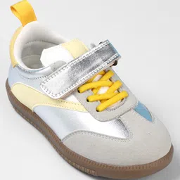 Babyoye Velcro Closure Casual Shoes - Silver image 3