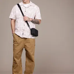 Roadster Men Printed Cuban Collar Relaxed Fit Pure Cotton Casual Shirt image 5