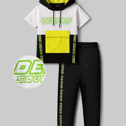 OLLINGTON ST. 100% Cotton Half Sleeves Printed Hooded T-Shirt & Jogger Set - Multicolor & Black-picture-24