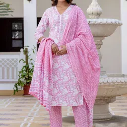 Kohsh Floral Printed V Neck Pure Cotton Kurta With Trousers & Dupatta-picture-16