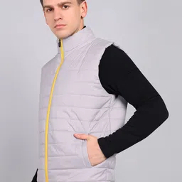 XFOX Men Solid Sleeveless Padded Jacket image 3