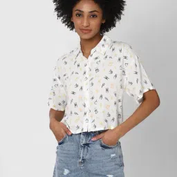 Forever 21 White Printed Crop Shirt-image-33