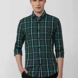 Peter England Green Cotton Slim Fit Checks Shirt-image-37