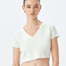 Koton Women V-Neck Pockets T-shirt-image-30