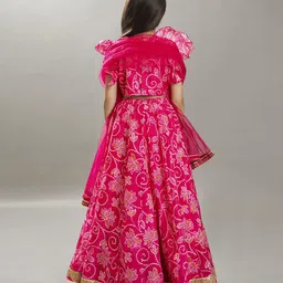 Bitiya By Bhama Silk Woven Flutter Sleeves Bandhani Printed & Gota Lace Embellished Lehenga Choli With Dupatta - Pink image 3