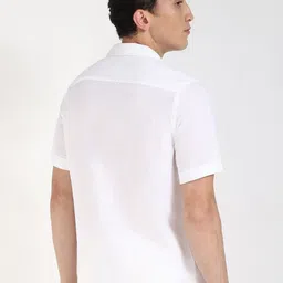 Calvin Klein Jeans Men Solid Cuban Collar Cotton Casual Shirt image 3