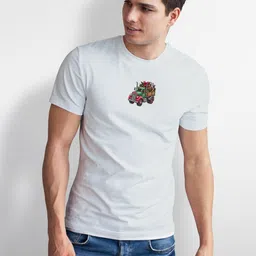 Seekbuylove Men Pure Cotton Typography Printed Bio Finish Regular Fit T-shirt image 2