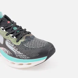 Xtep Men Running Shoes image 4