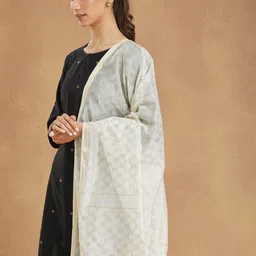 Fabindia Natural Floral Hand Block Printed Cotton Silk Dupatta image 2