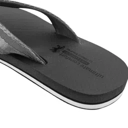 Red Tape Men Thong Flip-Flops image 3