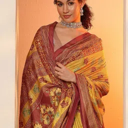 Libas Ethnic Motifs Silk Blend Handloom Saree image 4