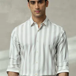 Mufti Men Slim Fit Spread Collar Vertical Striped Casual Shirt-image-10