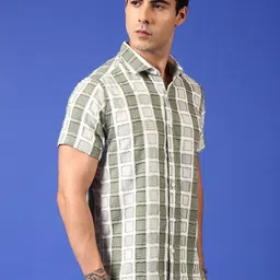 Voroxy Men Patterned Short Sleeves Casual Shirt image 2