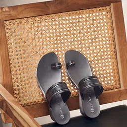 Aeroblu Women Striped Ethnic Open Toe Flats-picture-41