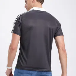 glitchez Varsity Vibe Printed Relaxed T-shirt image 3