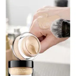 Revlon Color Stay Whipped Creme Makeup Warm Golden - 23.7 ml image 4