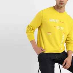 Levi's Yellow Cotton Regular Fit Printed Sweatshirts image 5