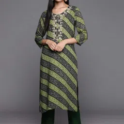 Varanga Green Printed Straight Kurta image 1