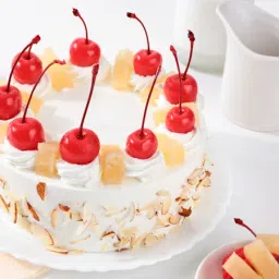 Pineapple Almonds Cake image 3