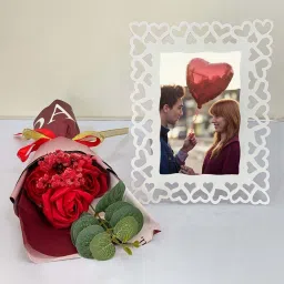 Art Street Photo Frame With Red Roses & Artificial Plant Gift Set image 1
