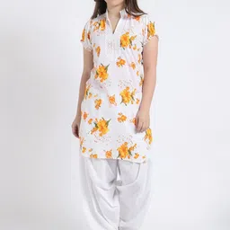 Mytrendzs Floral Printed Pure Cotton Kurti image 3