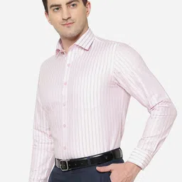 Greenfibre Men Slim Fit Striped Formal Shirt image 3