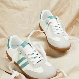 Ginger by Lifestyle Women's Green Sneakers image 1