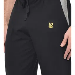 Vimal Jonney Black Regular Fit Capris image 4