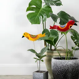 JASMEY HOMES 2-Pcs Yellow & Red Printed Myna Bird Decorative Garden Stakes-picture-21