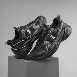 Red Tape Women's Slam Dunk Classics Black Sneakers image 1