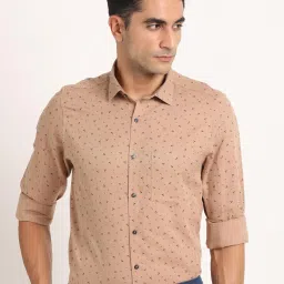 Turtle Brown Cotton Slim Fit Printed Shirt image 1