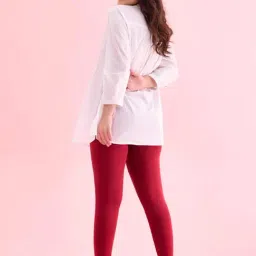 Go Colors! Bright Red Solid Leggings image 2