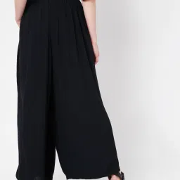 Vero Moda Black Flare Fit Pants image 2