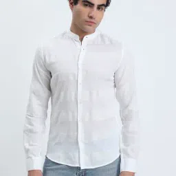 SHOWOFFFF White Cotton Slim Fit Striped Shirt-image-27