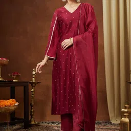 Janasya Women Floral Embroidered Regular Gotta Patti Kurta with Trousers & With Dupatta-picture-11