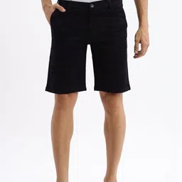 SHOWOFFFF Men Camouflage Slim Fit Low-Rise Shorts image 5