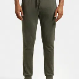 Jockey AM71 Men's Super Combed Cotton Rich Slim Fit Dual Tone Joggers with Zipper Pockets image 1