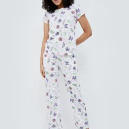 Ginger by Lifestyle White Cotton Graphic Print T-Shirt With Pyjamas image 1