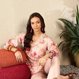 all about you Floral Printed Mandarin Collar Top With Trouser image 2