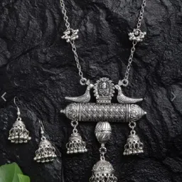 Sangria Oxidised Ganpati With jhumkii Jewellery Set-picture-33