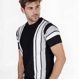 Celio Men Striped Pockets T-shirt image 5